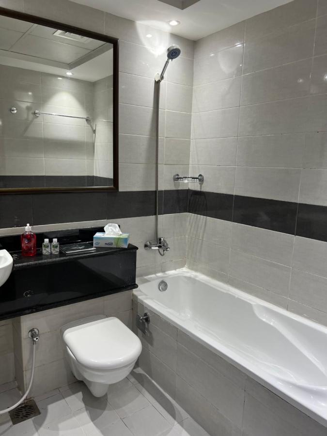 Grand Pearl Hostel For Boys Dubai Exterior foto