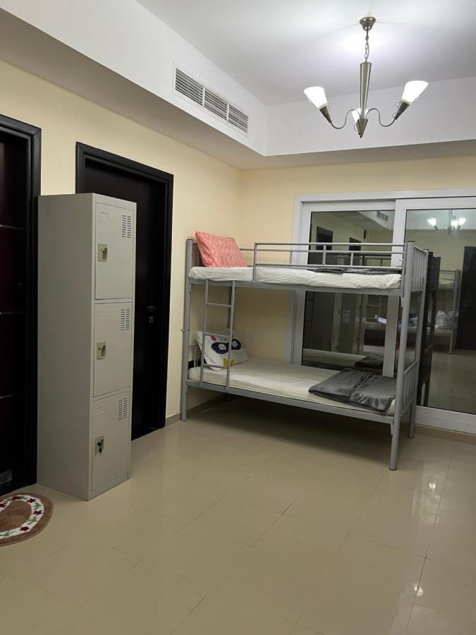 Grand Pearl Hostel For Boys Dubai Exterior foto