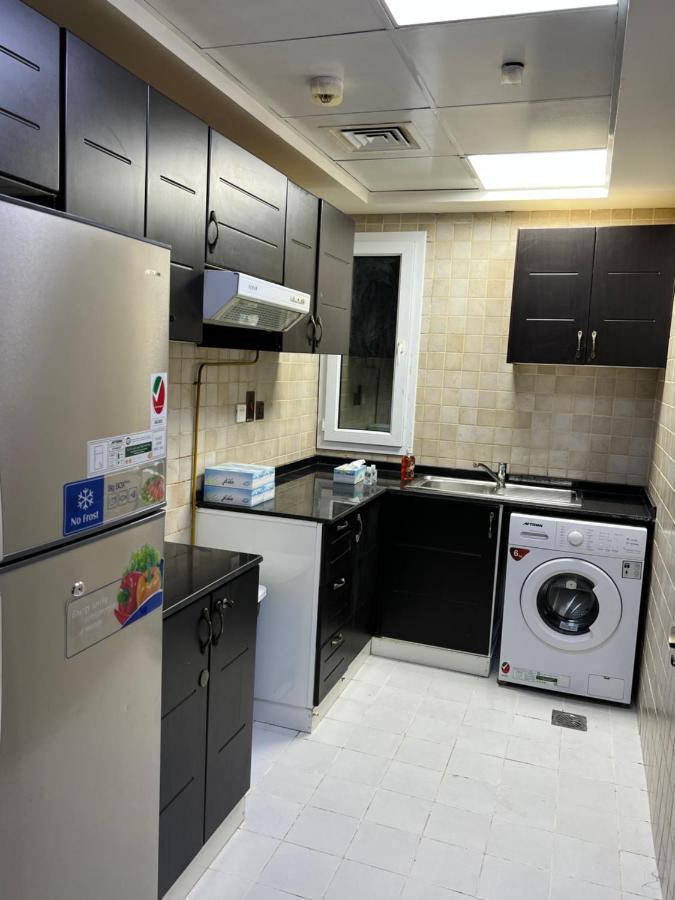 Grand Pearl Hostel For Boys Dubai Exterior foto